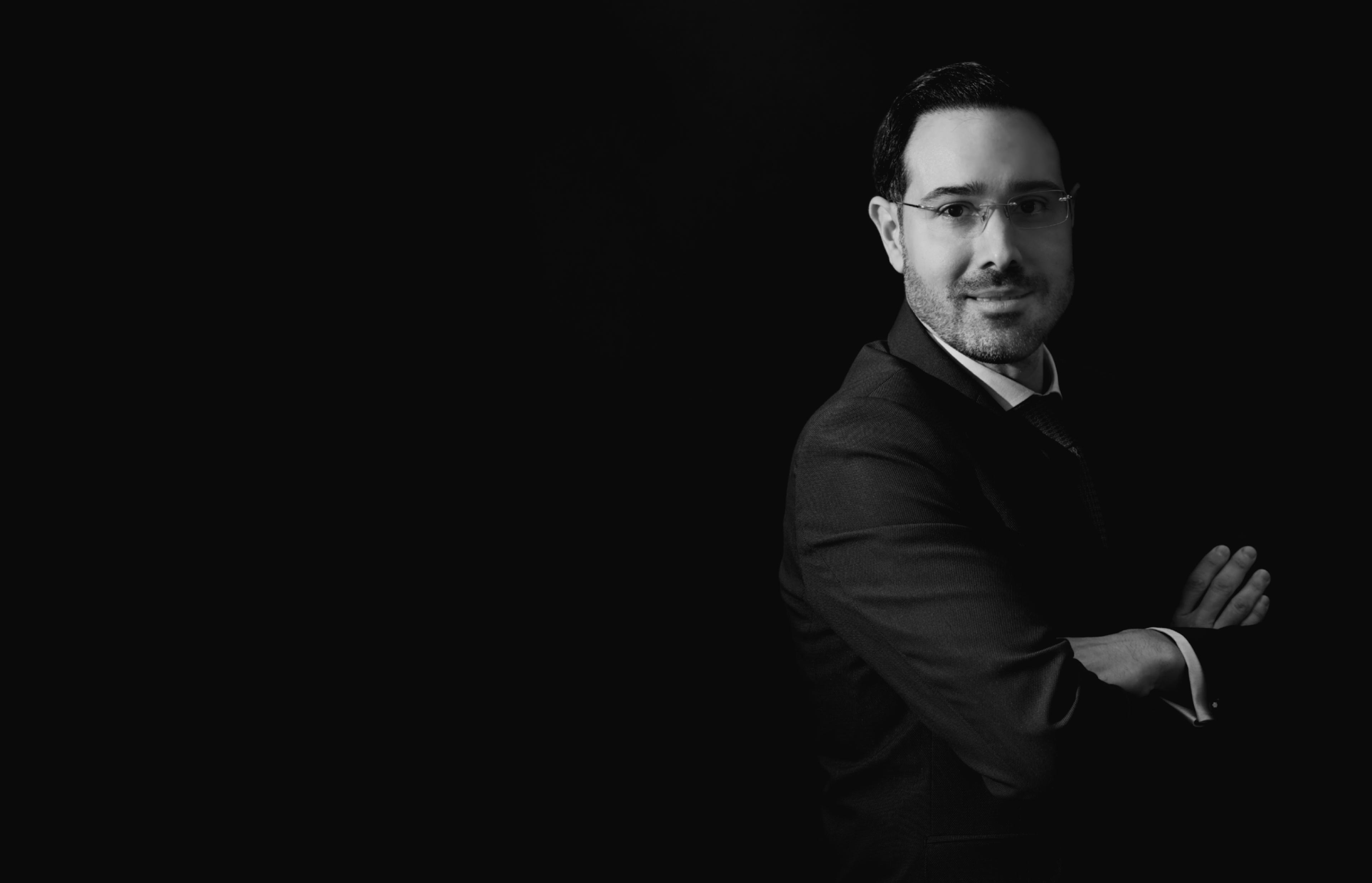 Dr. Nabil Fakih Face Expert Specialist Number one in spain in facial plastic surgery and blepharoplasty and eyelid surgery. Top Marbella Surgeon in Plastic Surgery Malaga Torremolinos